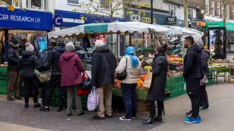 UK public inflation expectations fall to lowest in over 2 years